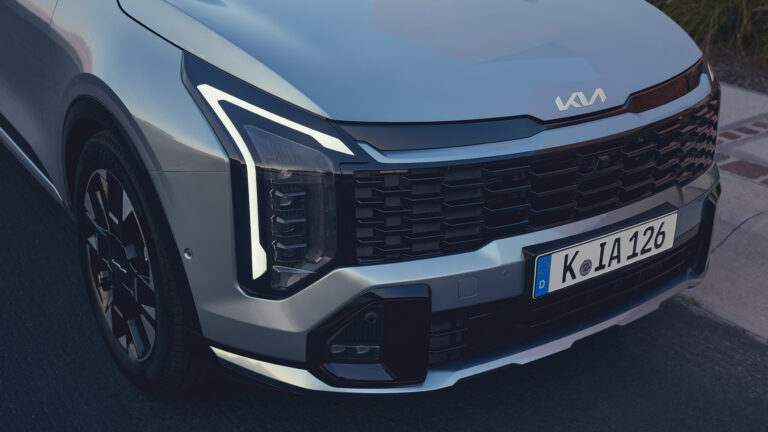 Kia Sportage PE - Front