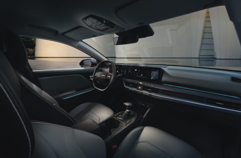 K4_ICE_BL_MY26_PD_Dashboard