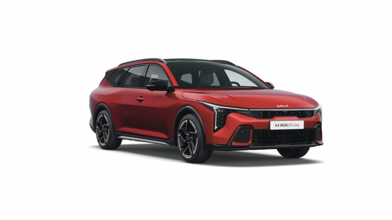 K4Wagon_GTL_MY26_BodyColor_FieryRed_cmyk